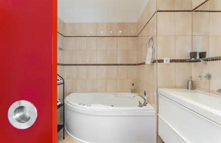 Lenka'S Cozy Red Studio + Lenka'S Cozy Gold Apartment Praga Esterno foto